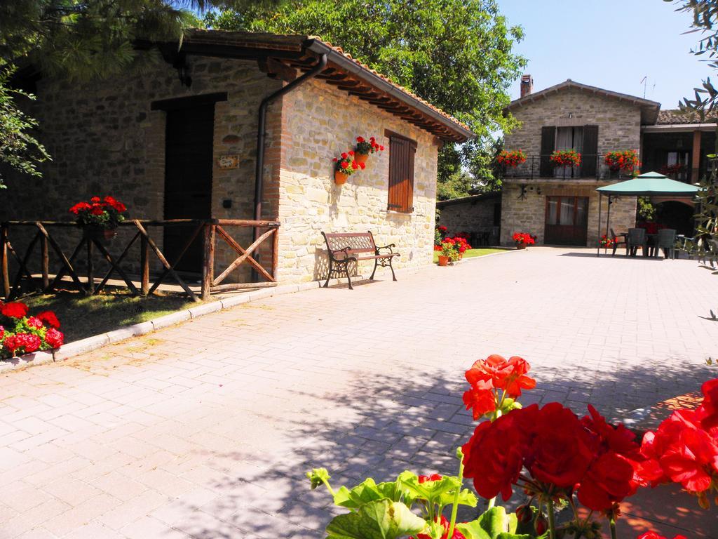 Aurora Villa Gubbio Exterior photo